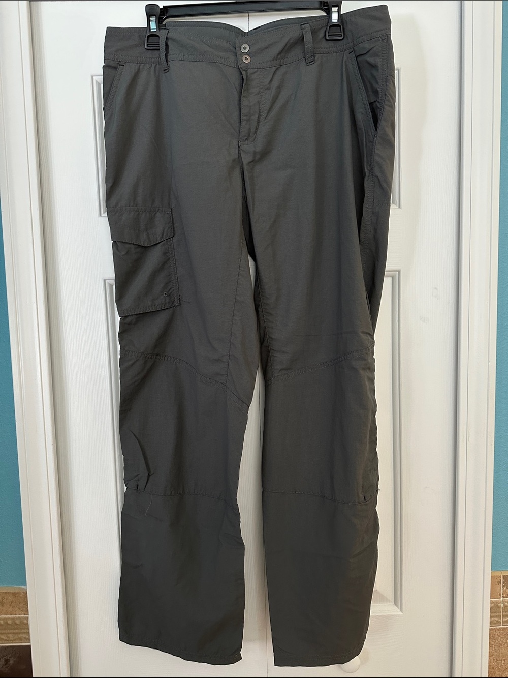 Columbia Women's Dark Gray Boot Cut Outdoor Pants